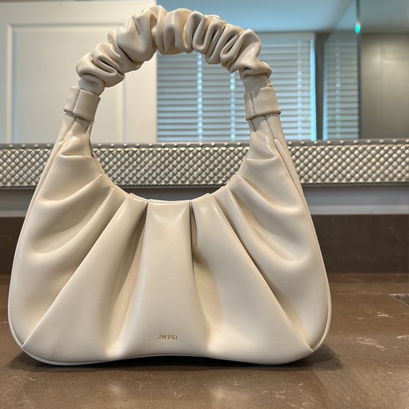 JW PEI Women’s Gabbi Ruched Hobo Handbag - Picture 2 of 6